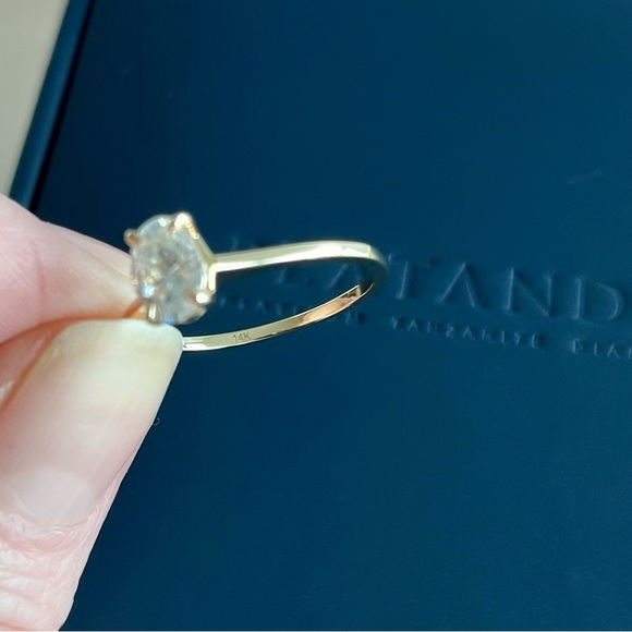 GRA certified 14k Solid gold 1ct D color oval cut Moissanite Solitaire Ring - Picture 7 of 15